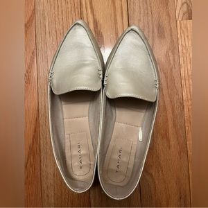 Light gold Tahari flat shoes